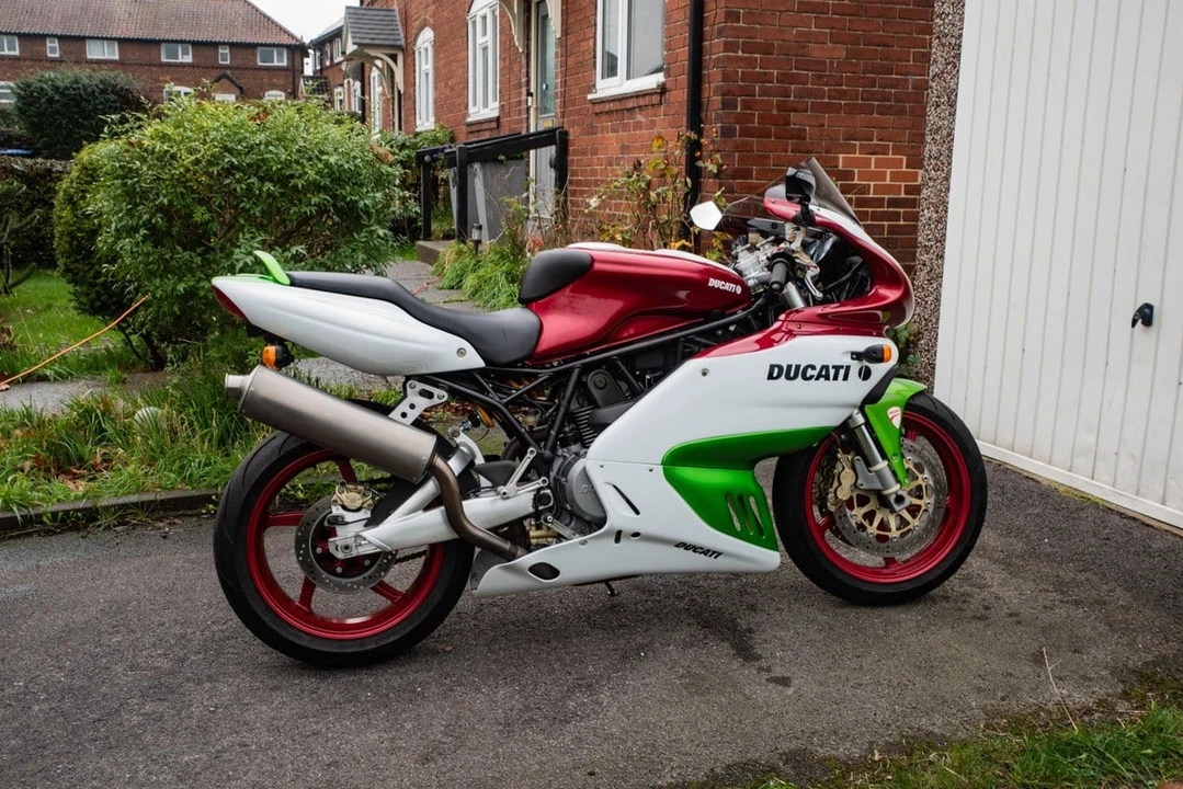 2004 Ducati 750 & 800 & 900 & 1000 - Image 9 of 30