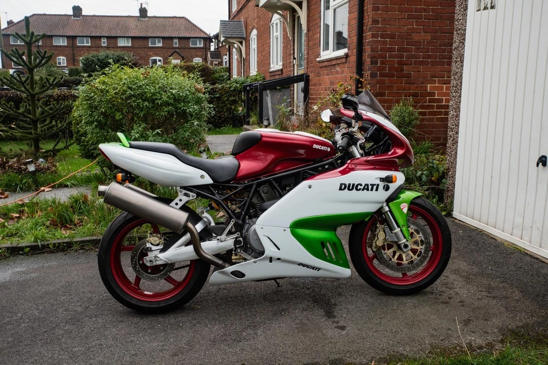 2004 Ducati 750 & 800 & 900 & 1000 - Image 10 of 30