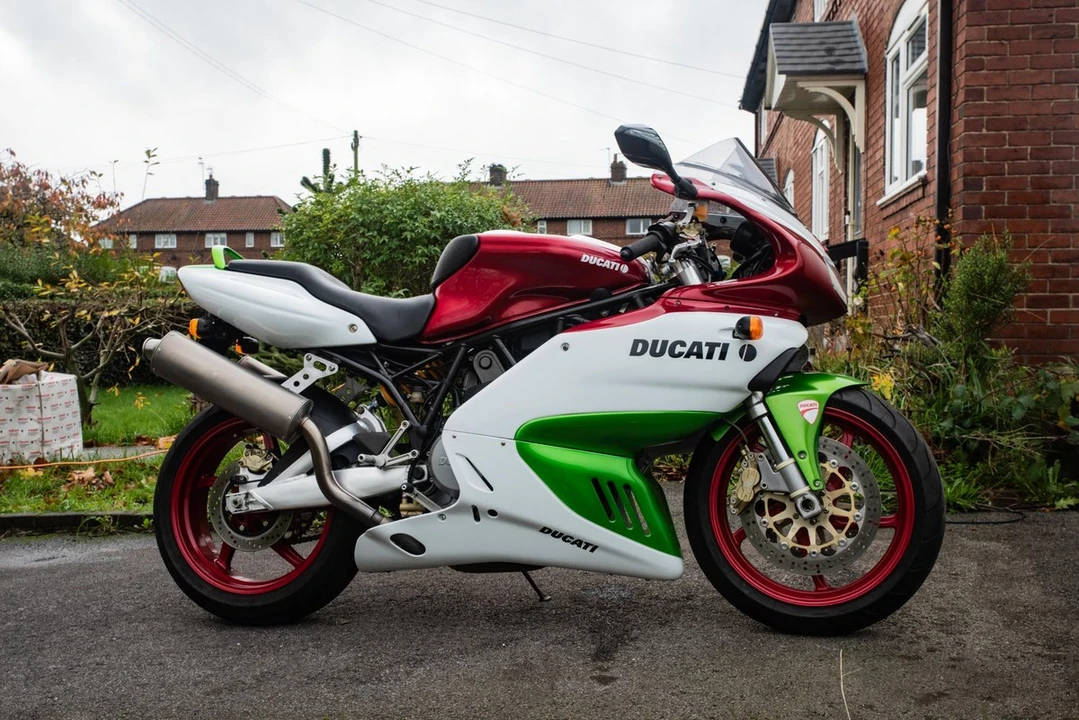 2004 Ducati 750 & 800 & 900 & 1000 - Image 14 of 30