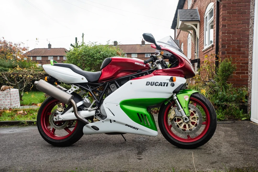 2004 Ducati 750 & 800 & 900 & 1000 - Image 15 of 30