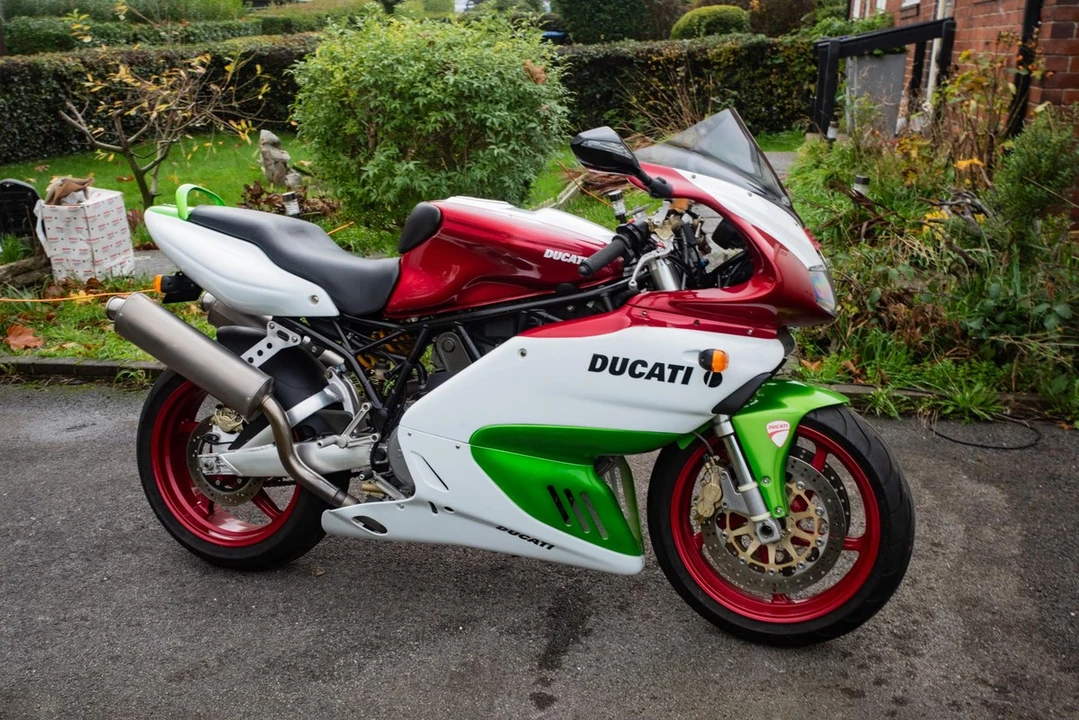 2004 Ducati 750 & 800 & 900 & 1000 - Image 16 of 30