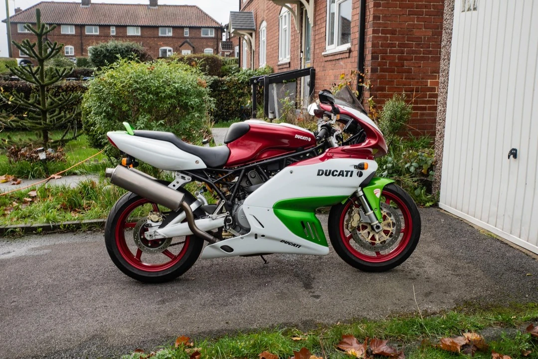 2004 Ducati 750 & 800 & 900 & 1000 - Image 24 of 30