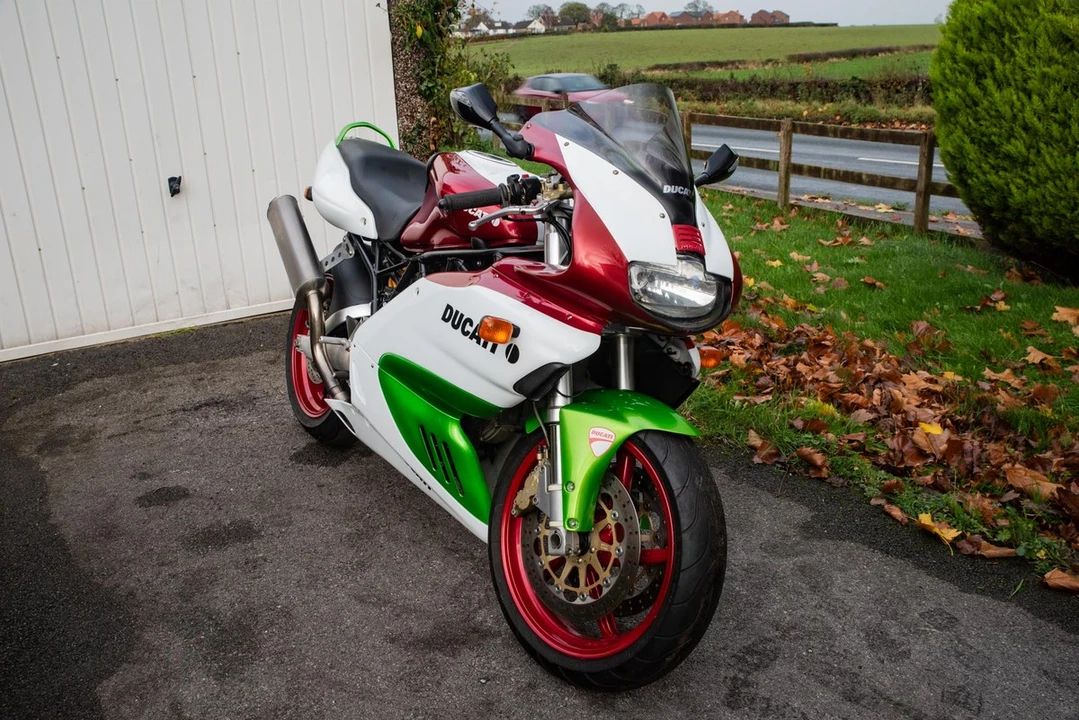2004 Ducati 750 & 800 & 900 & 1000 - Image 29 of 30