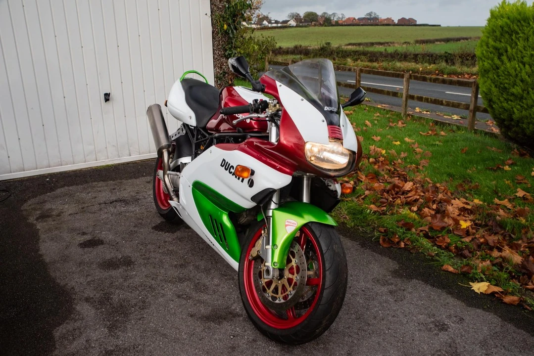 2004 Ducati 750 & 800 & 900 & 1000 - Image 5 of 30
