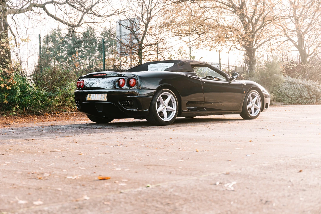 2004 Ferrari 360 Spider - Image 12 of 31