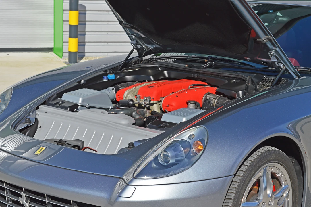 2004 Ferrari 612 - Image 25 of 31