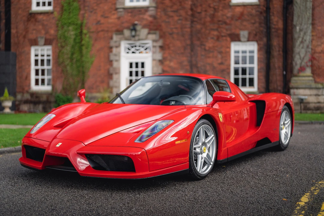 2004 Ferrari Enzo - Image 12 of 31