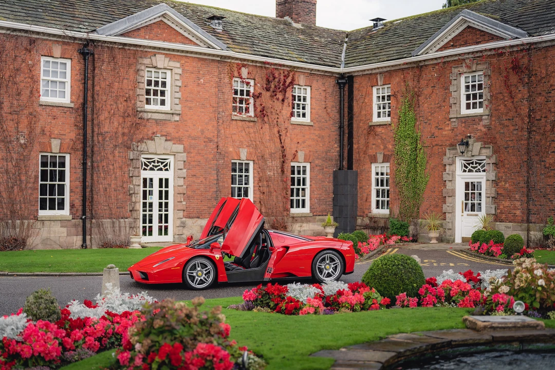 2004 Ferrari Enzo - Image 4 of 31