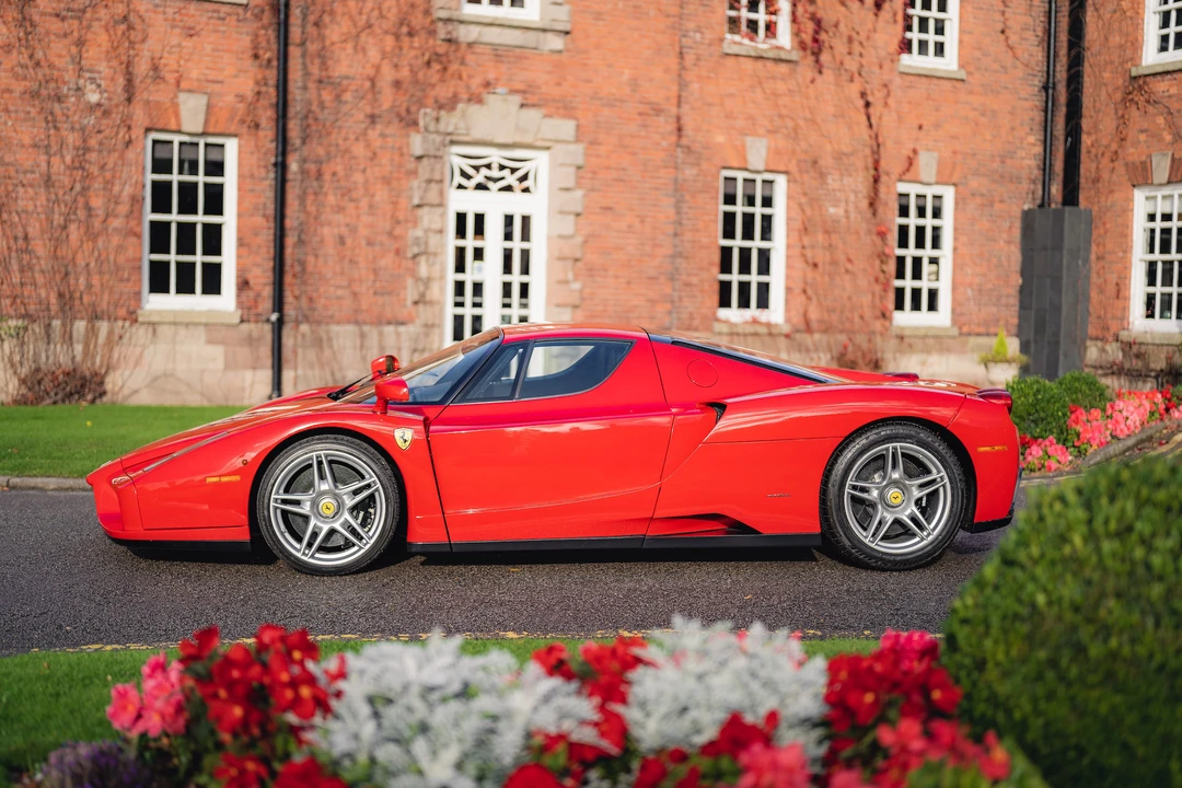 2004 Ferrari Enzo - Image 13 of 31