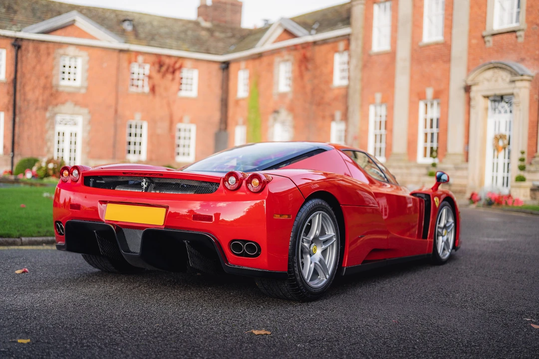 2004 Ferrari Enzo - Image 16 of 31