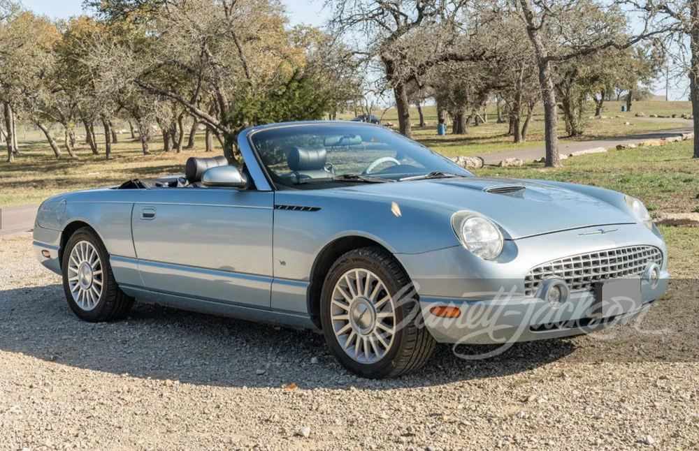 2004 Ford Thunderbird 11th Gen - Image 9 of 12