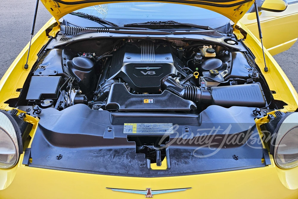 2004 Ford Thunderbird 11th Gen - Image 2 of 15