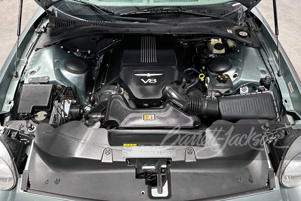 2004 Ford Thunderbird 11th Gen - Image 2 of 10