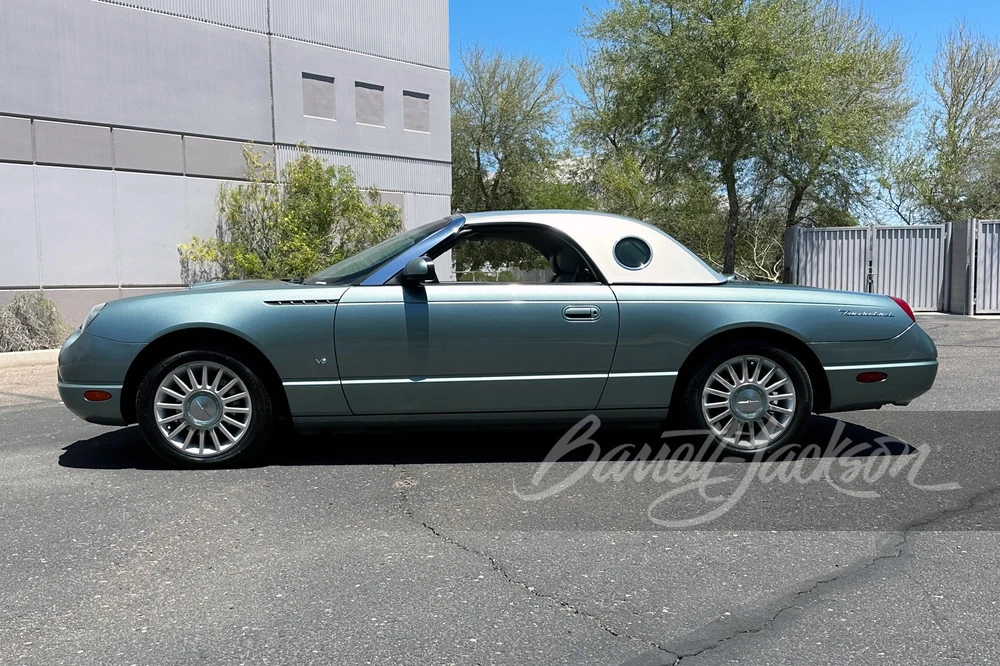 2004 Ford Thunderbird 11th Gen - Image 7 of 10
