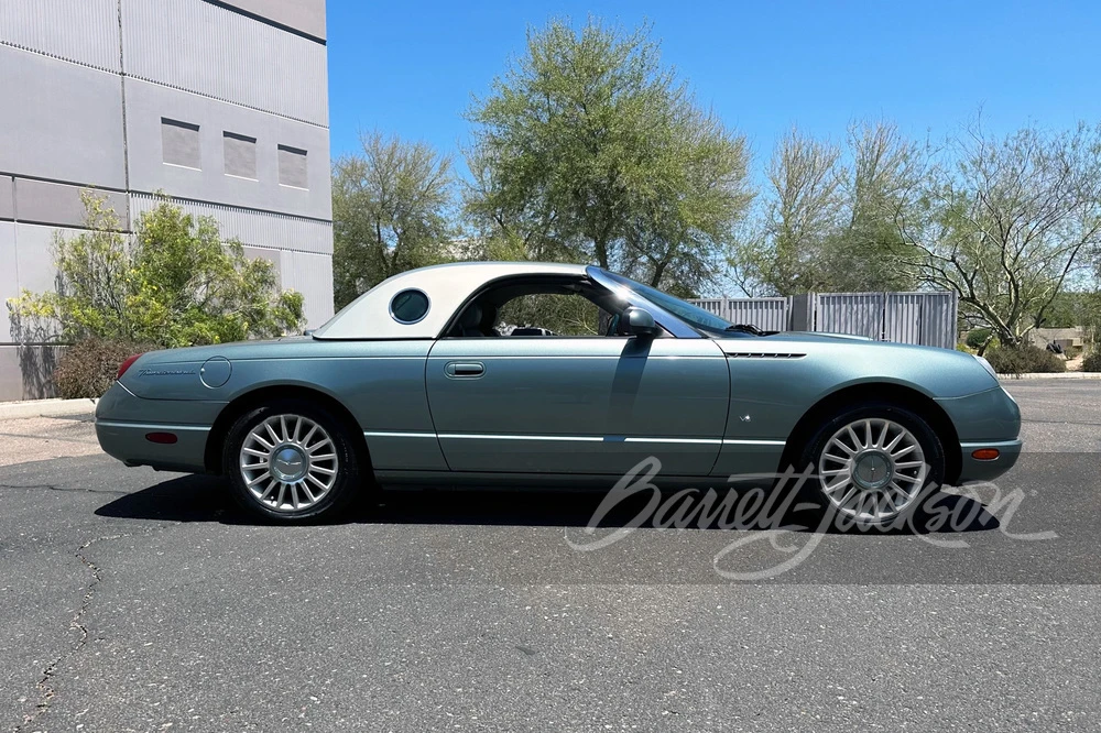2004 Ford Thunderbird 11th Gen - Image 10 of 10
