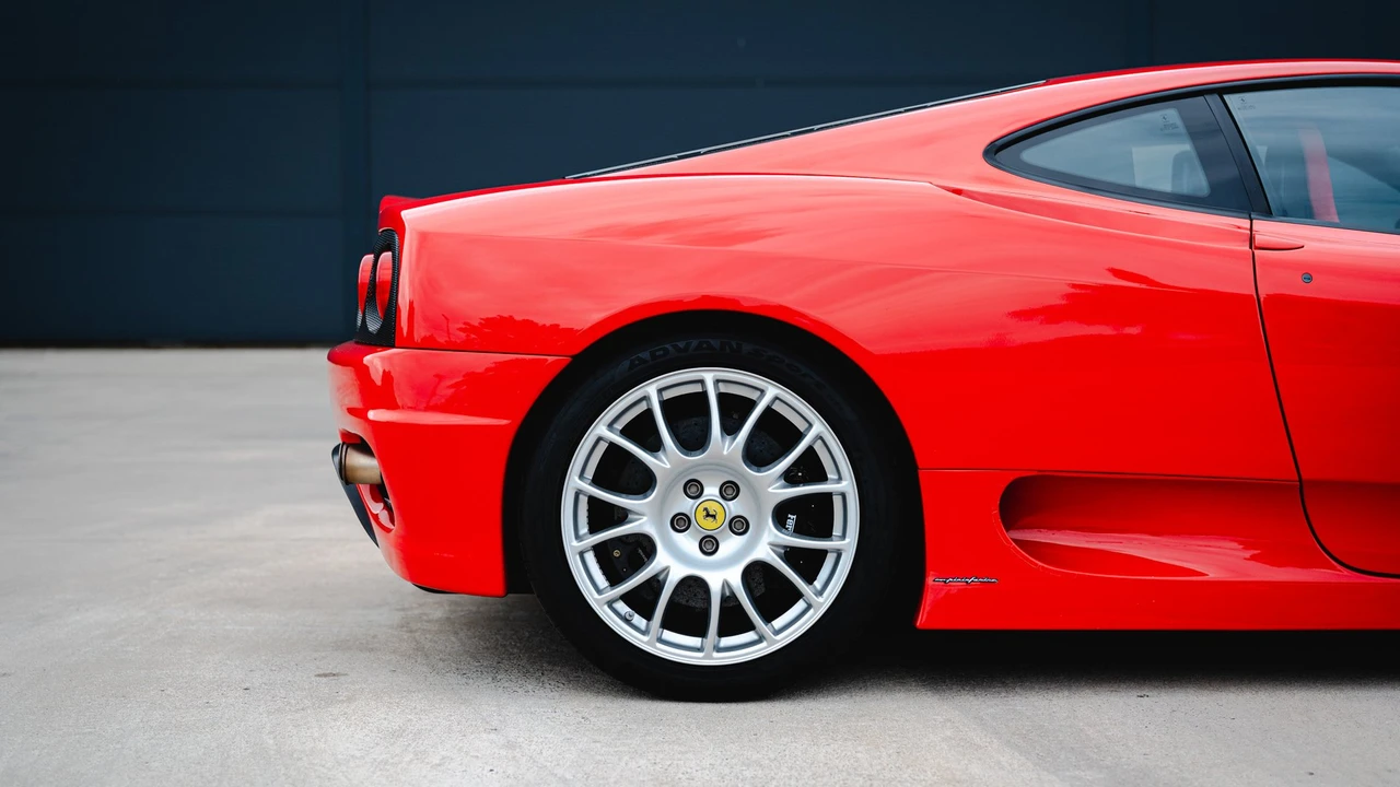2004 Ferrari 360 Challenge Stradale - Image 27 of 31