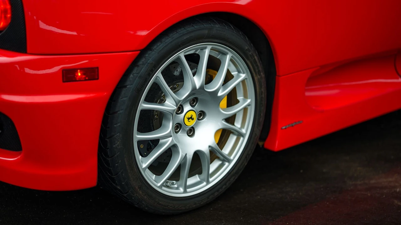 2004 Ferrari 360 Challenge Stradale - Image 27 of 31