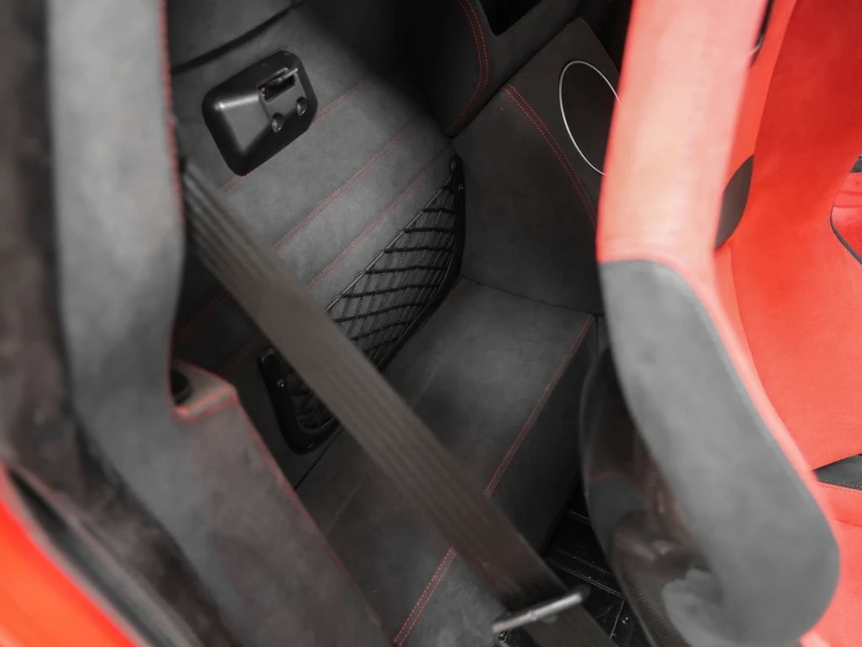 2004 Ferrari 360 Challenge Stradale - Image 18 of 31