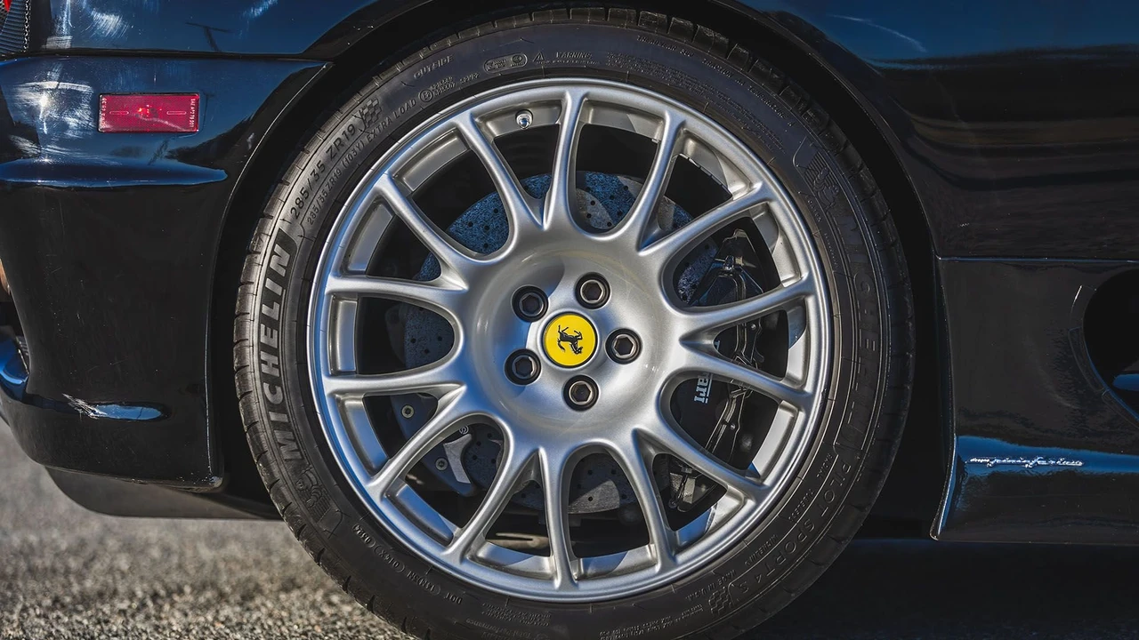2004 Ferrari 360 Challenge Stradale - Image 5 of 31