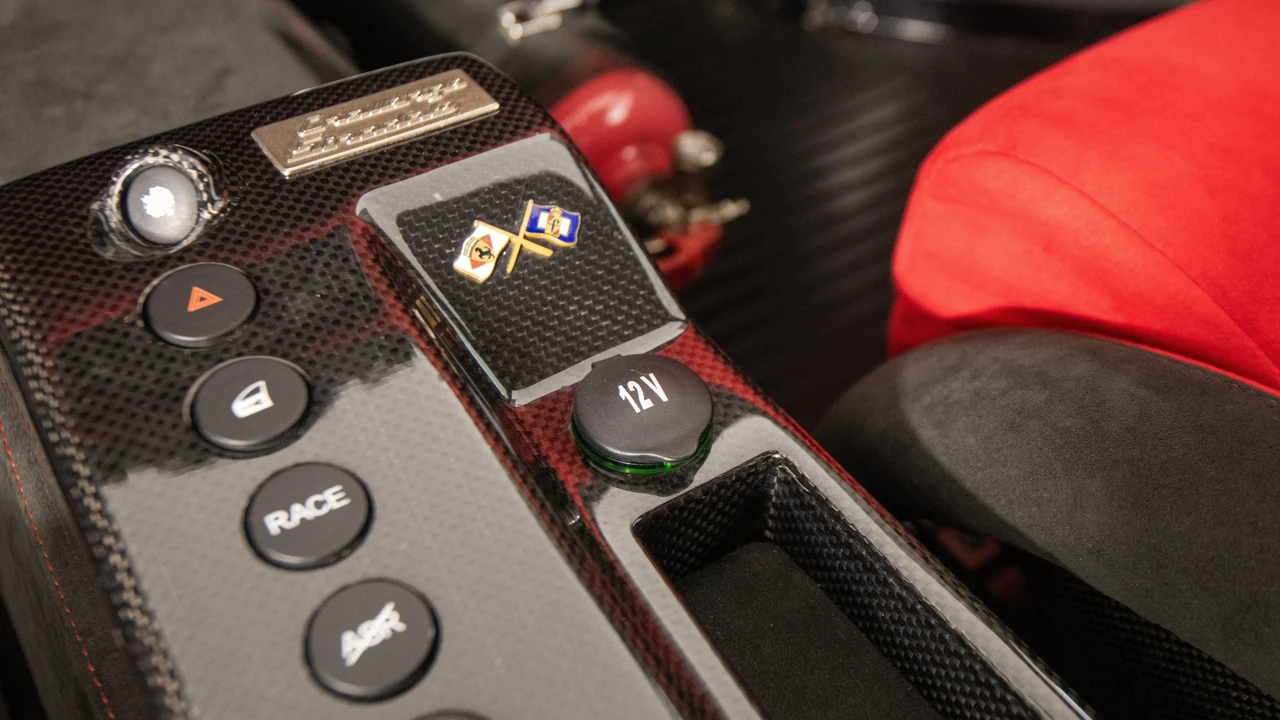 2004 Ferrari 360 Challenge Stradale - Image 30 of 31