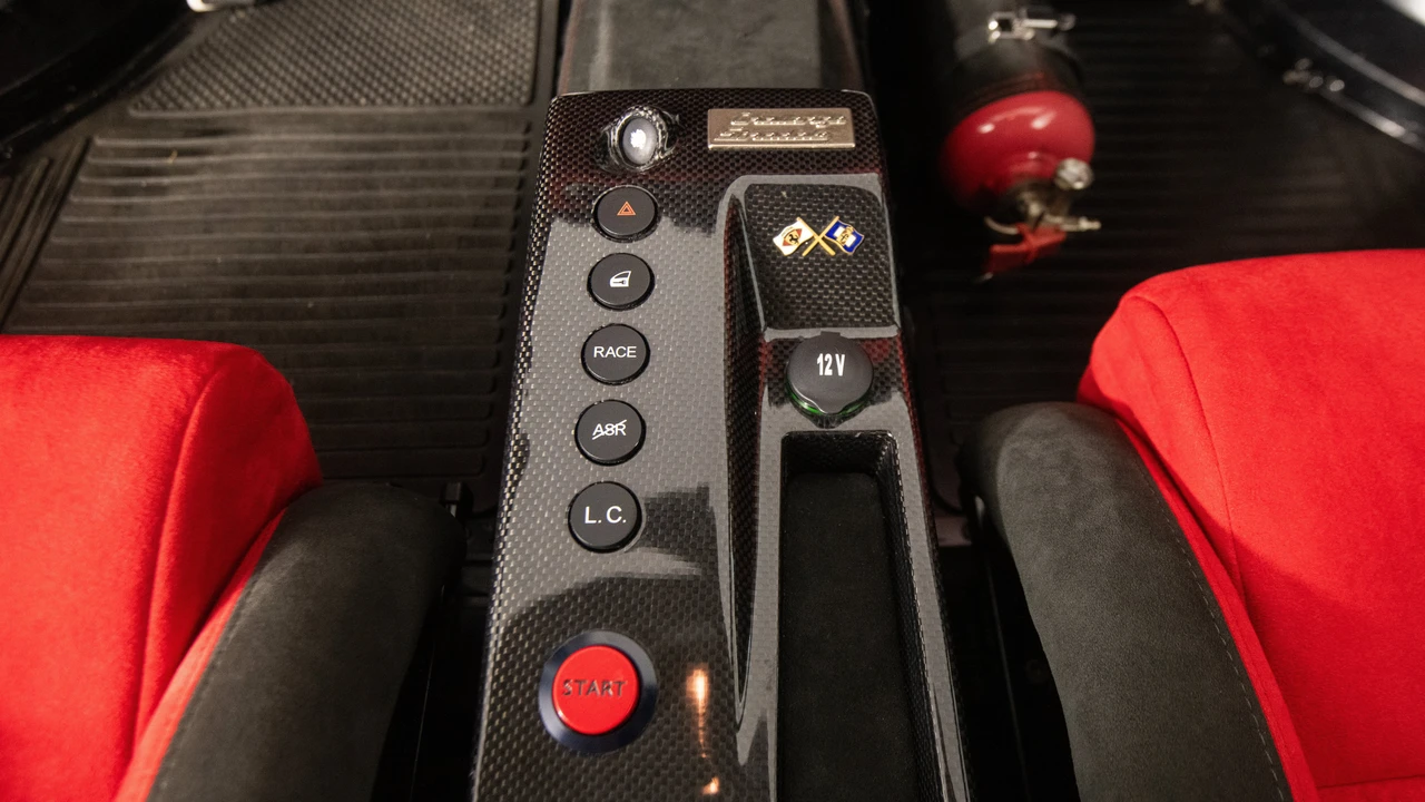 2004 Ferrari 360 Challenge Stradale - Image 28 of 31
