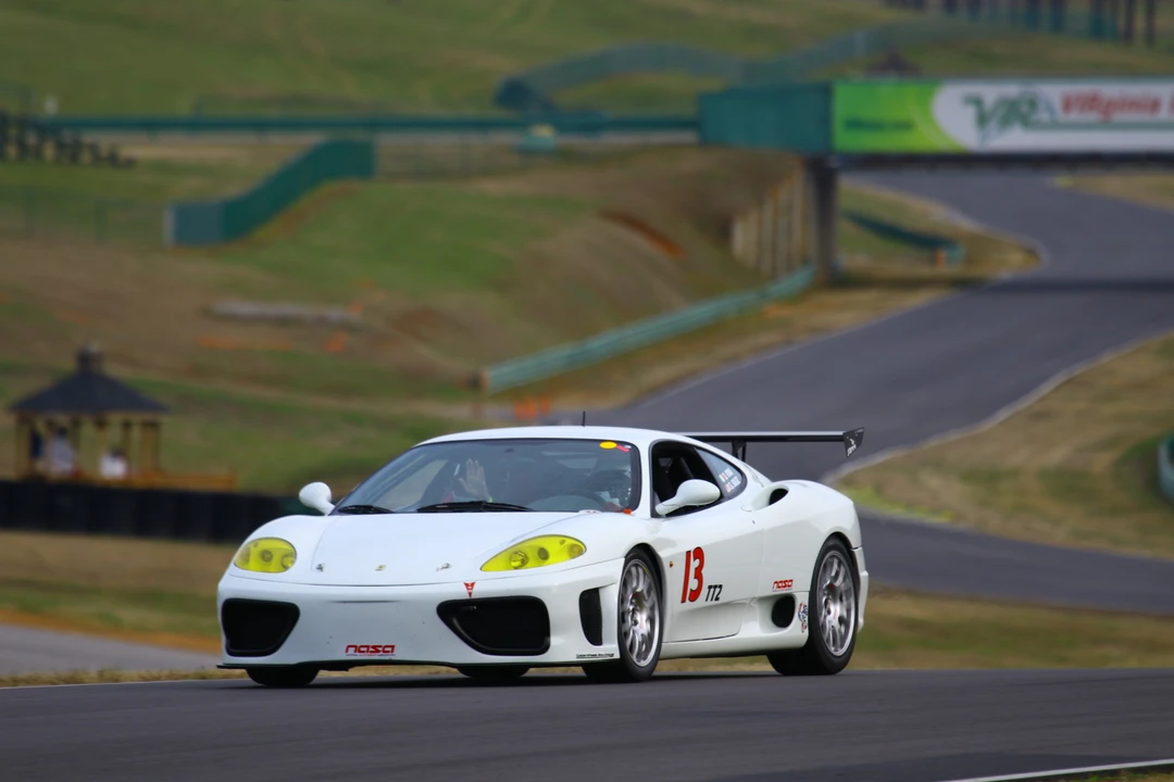 2004 Ferrari 360 Challenge Stradale - Image 15 of 31