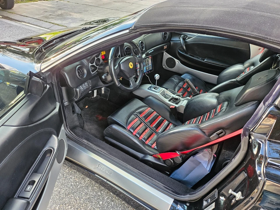 2004 Ferrari 360 Spider - Image 10 of 11