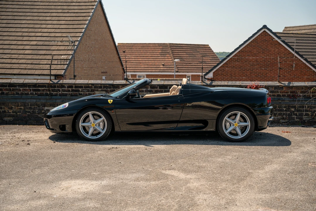 2004 Ferrari 360 Spider - Image 9 of 31