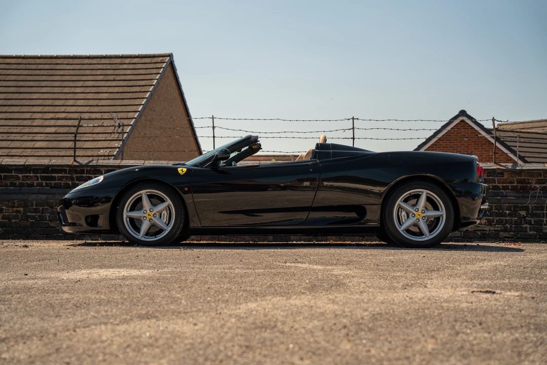 2004 Ferrari 360 Spider - Image 14 of 31