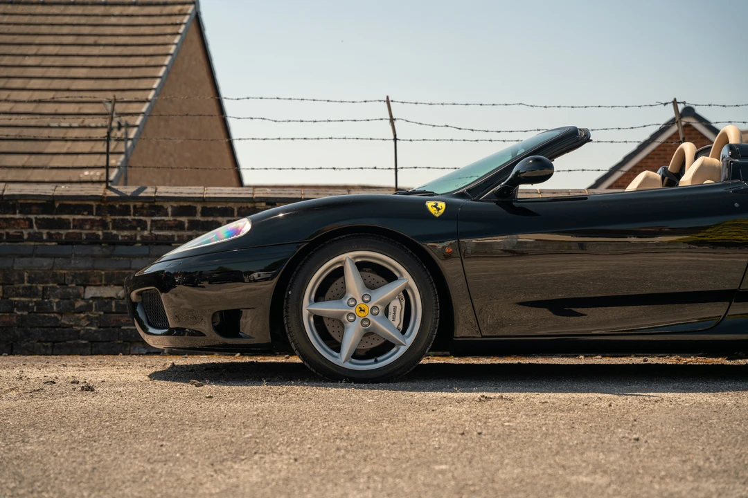 2004 Ferrari 360 Spider - Image 16 of 31