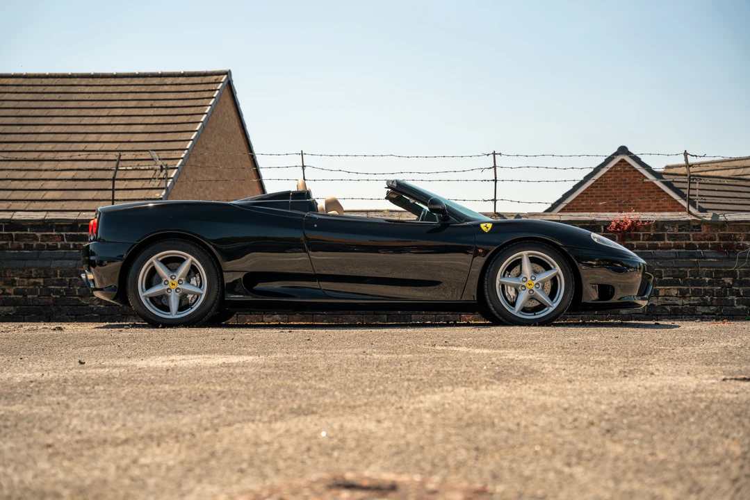 2004 Ferrari 360 Spider - Image 23 of 31