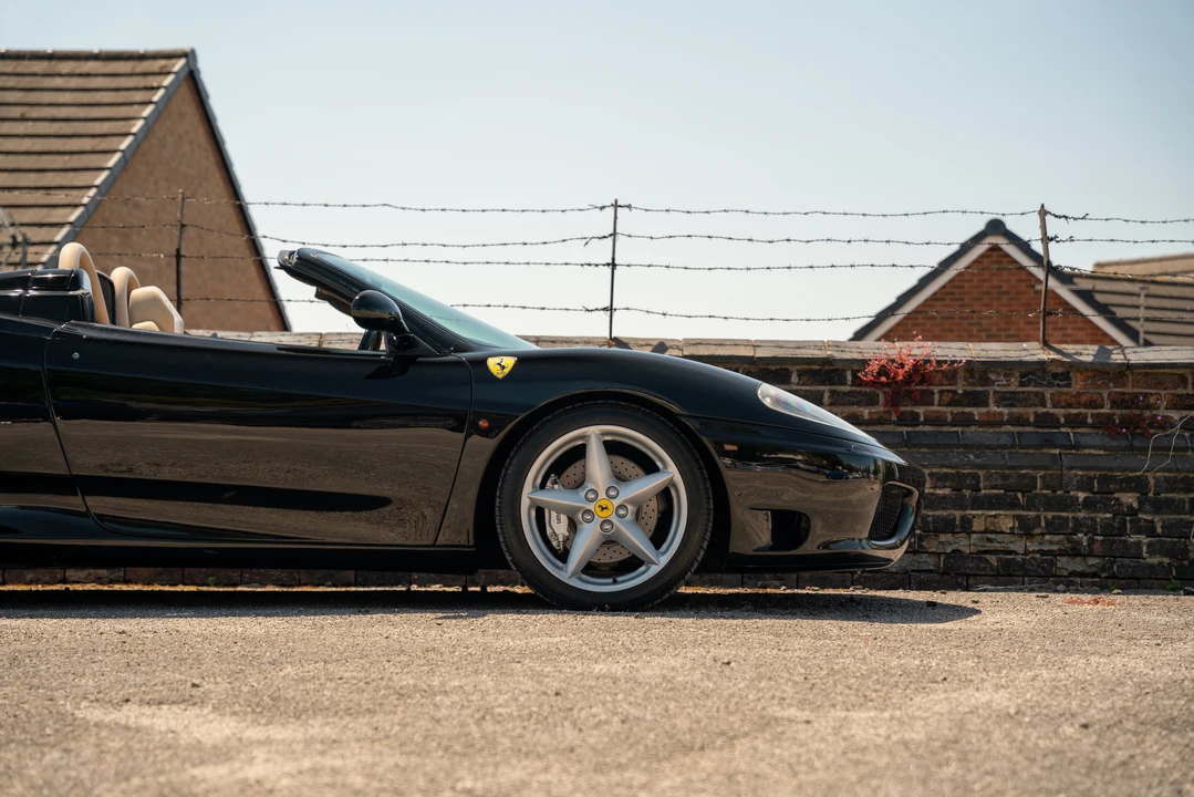 2004 Ferrari 360 Spider - Image 24 of 31