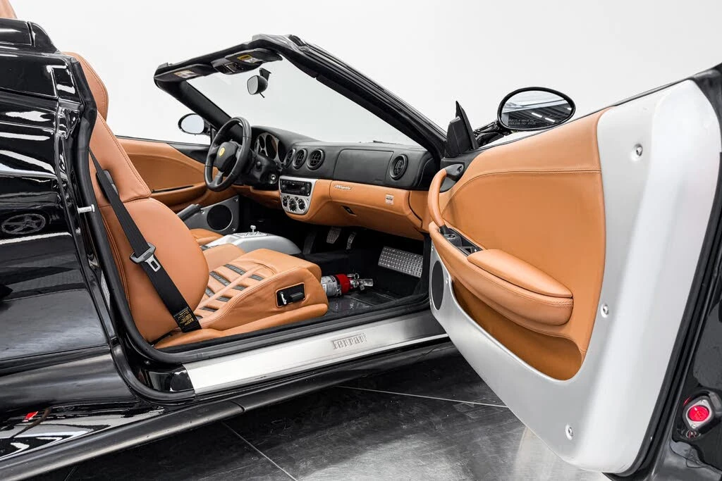 2004 Ferrari 360 Spider - Image 25 of 31
