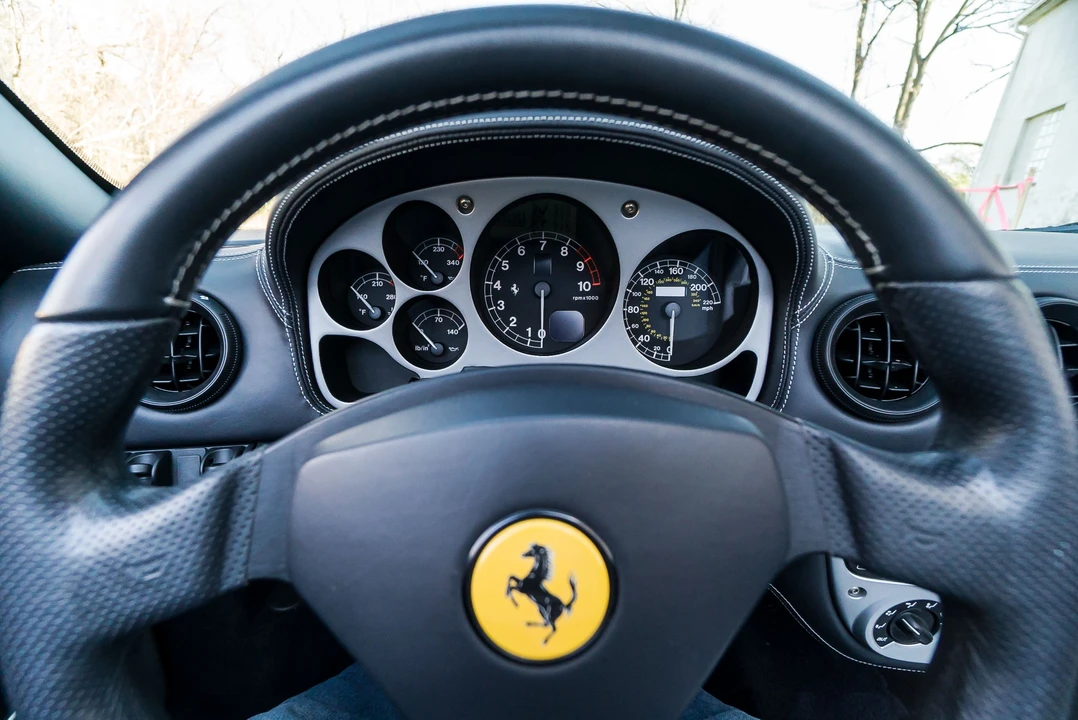 2004 Ferrari 360 Spider - Image 25 of 31