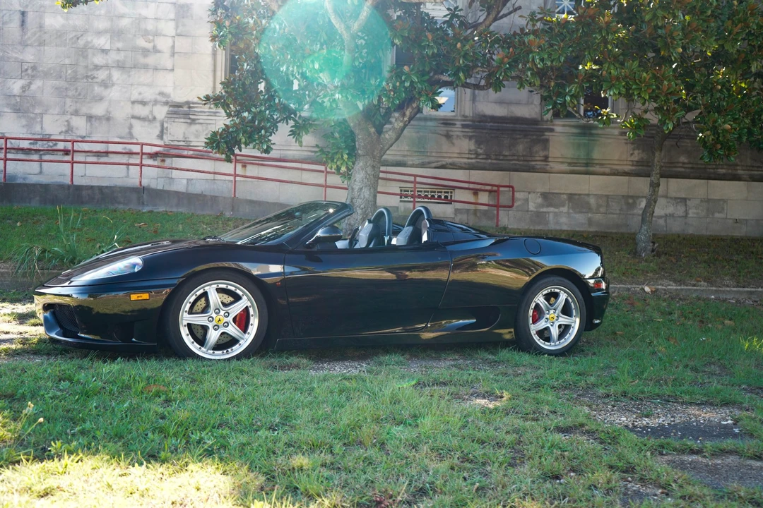 2004 Ferrari 360 Spider - Image 2 of 31