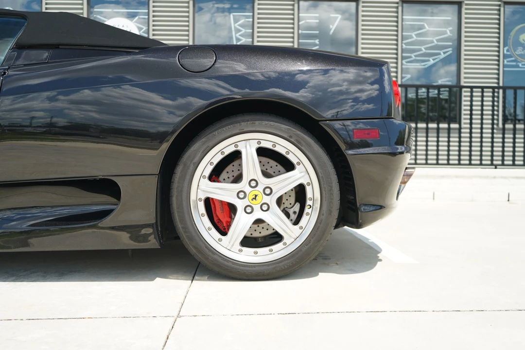 2004 Ferrari 360 Spider - Image 21 of 31