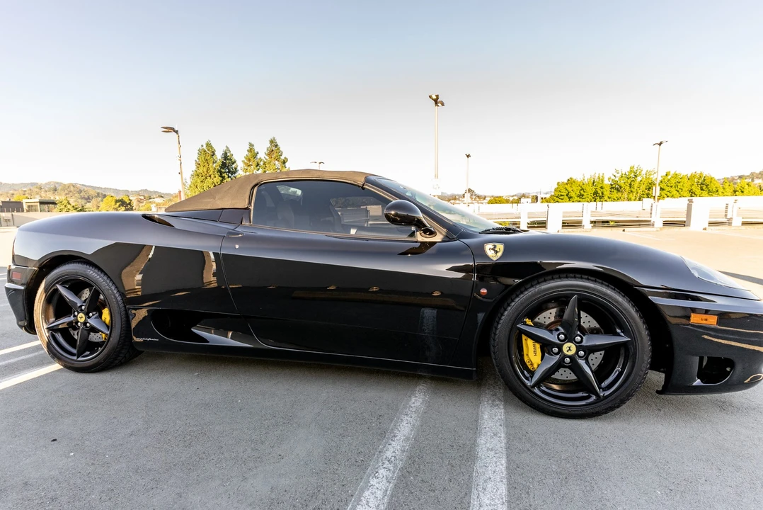 2004 Ferrari 360 Spider - Image 9 of 31