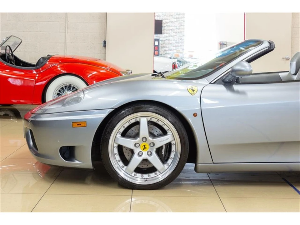 2004 Ferrari 360 Spider - Image 5 of 31