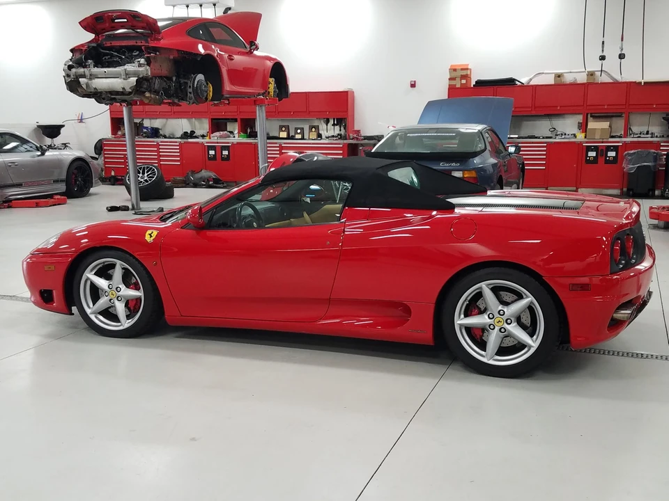 2004 Ferrari 360 Spider - Image 25 of 31