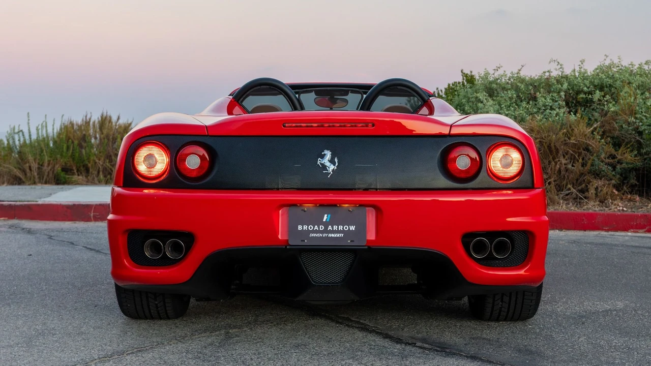 2004 Ferrari 360 Spider - Image 2 of 31