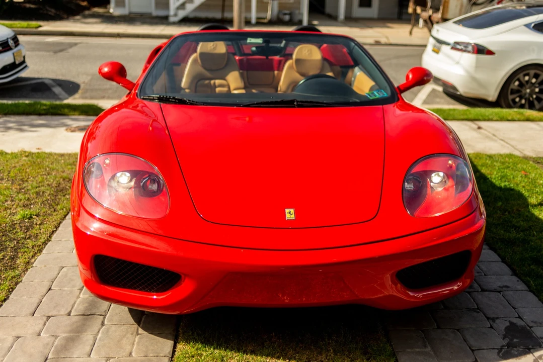 2004 Ferrari 360 Spider - Image 2 of 31