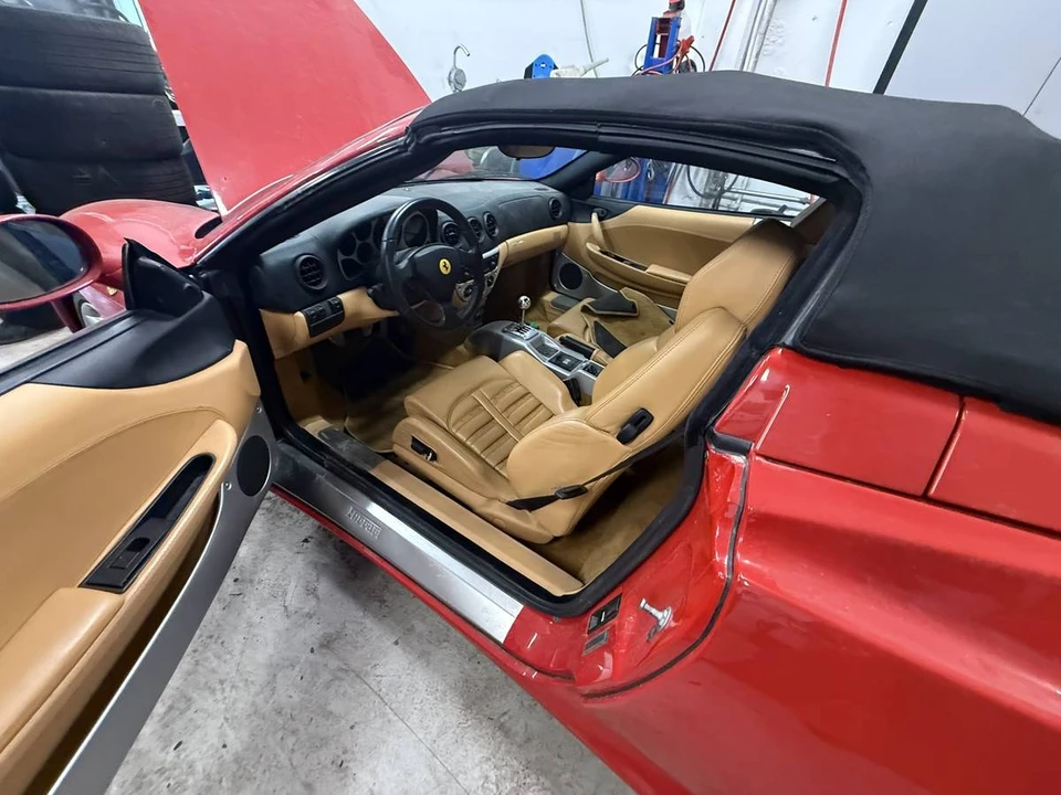2004 Ferrari 360 Spider - Image 2 of 9