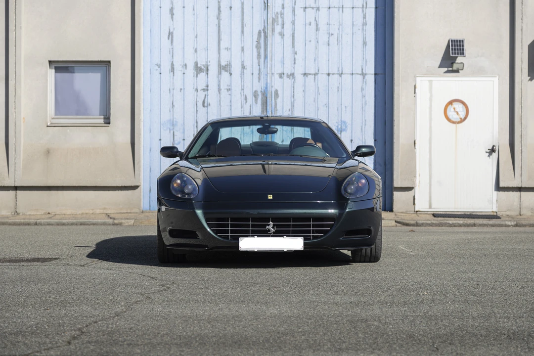 2004 Ferrari 612 - Image 2 of 31