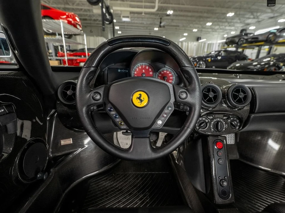 2004 Ferrari Enzo - Image 31 of 31