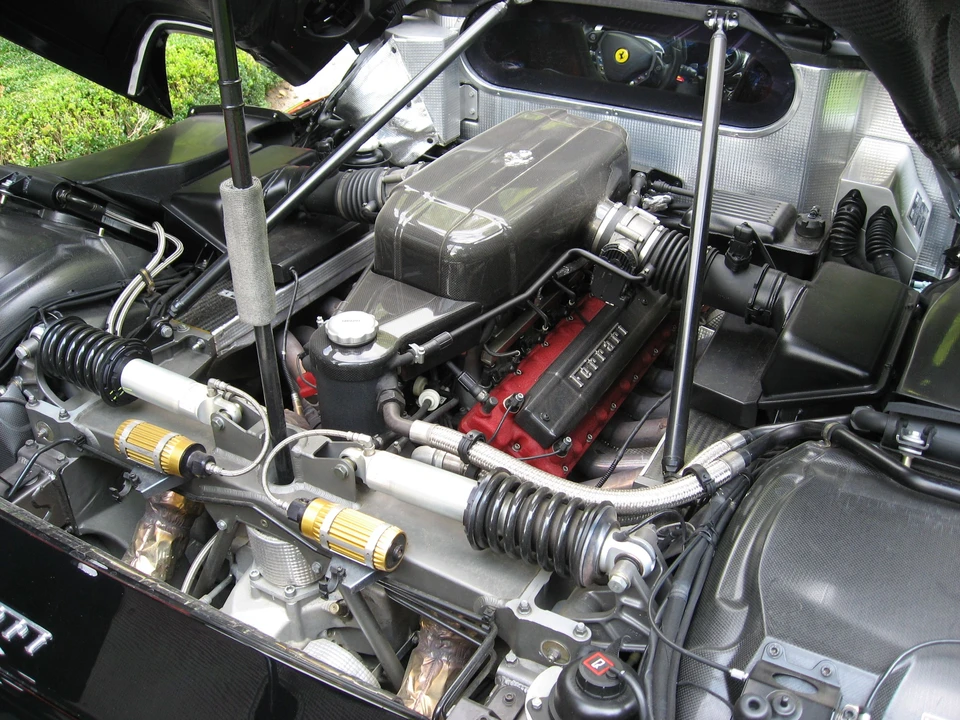 2004 Ferrari Enzo - Image 11 of 12