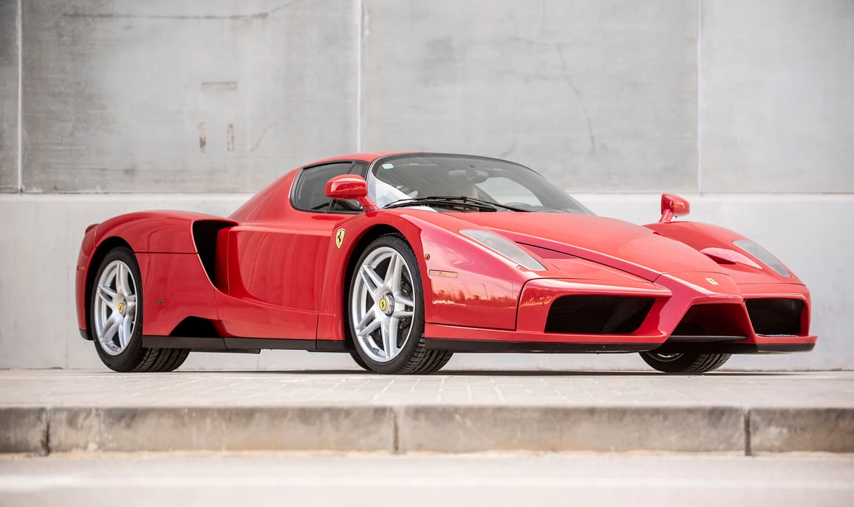 2004 Ferrari Enzo - Image 13 of 31