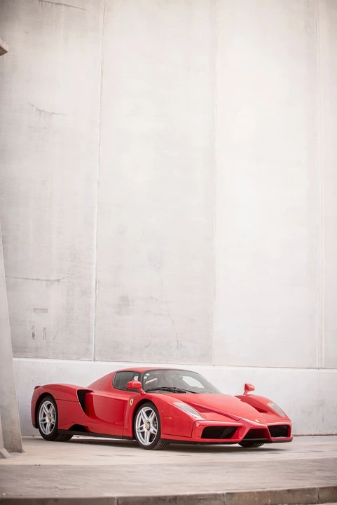 2004 Ferrari Enzo - Image 29 of 31
