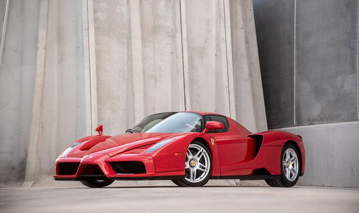 2004 Ferrari Enzo - Image 19 of 31