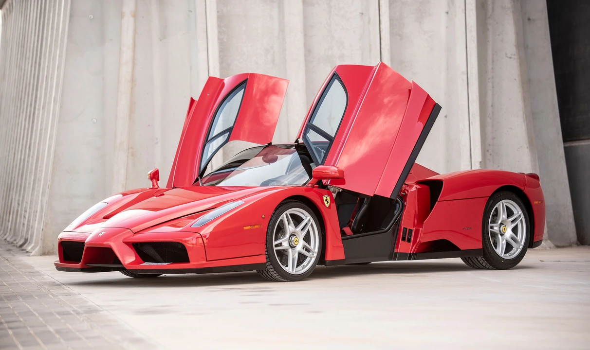 2004 Ferrari Enzo - Image 20 of 31