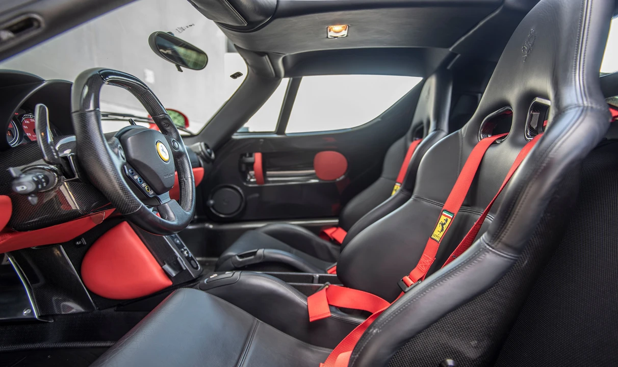 2004 Ferrari Enzo - Image 31 of 31